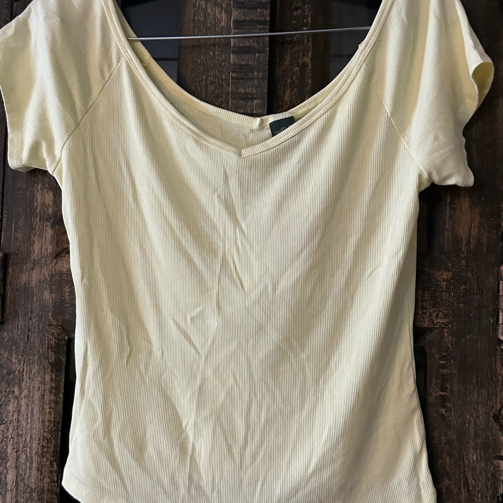 A New Day Navy Tank and Wild Fable Yellow Women Tops size Medium - Picture 3 of 5